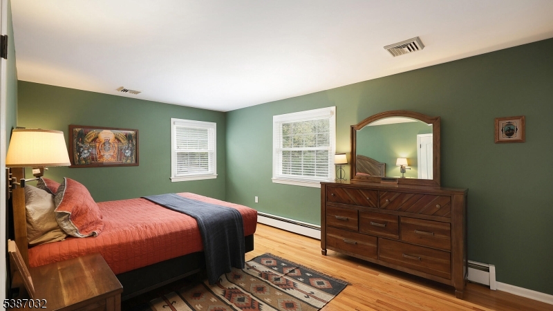 property viewer photo 23