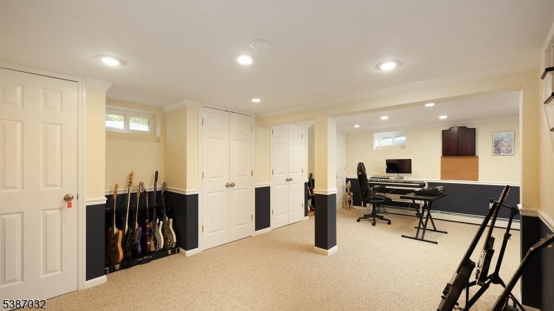 property viewer photo 29