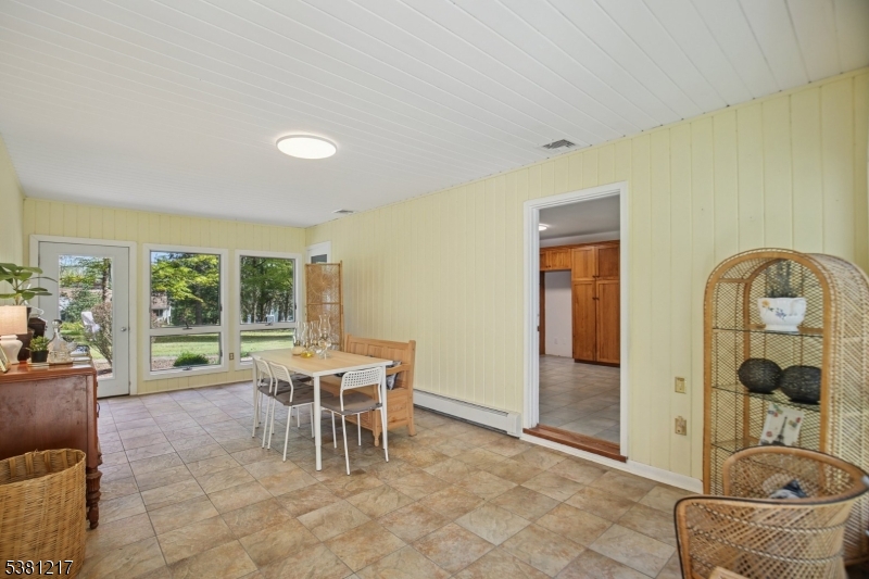 property viewer photo 13