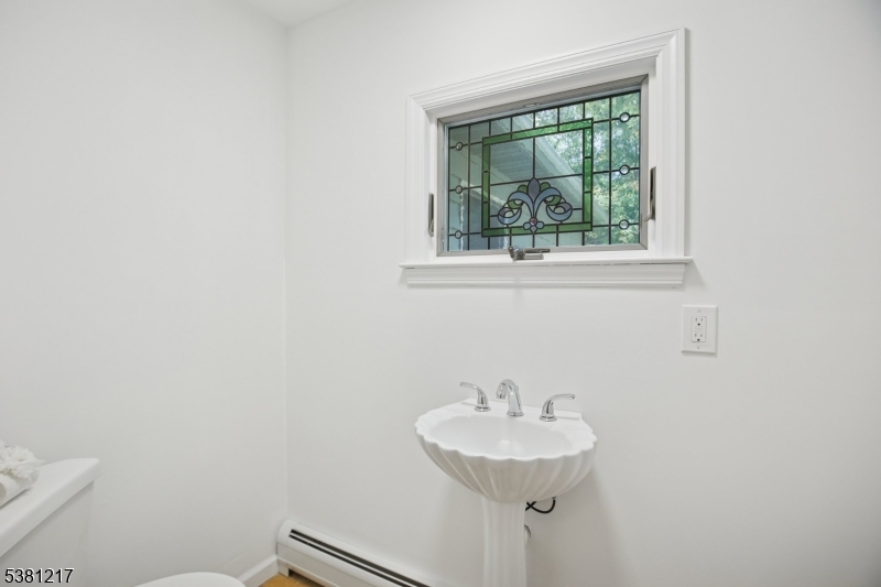 property viewer photo 17
