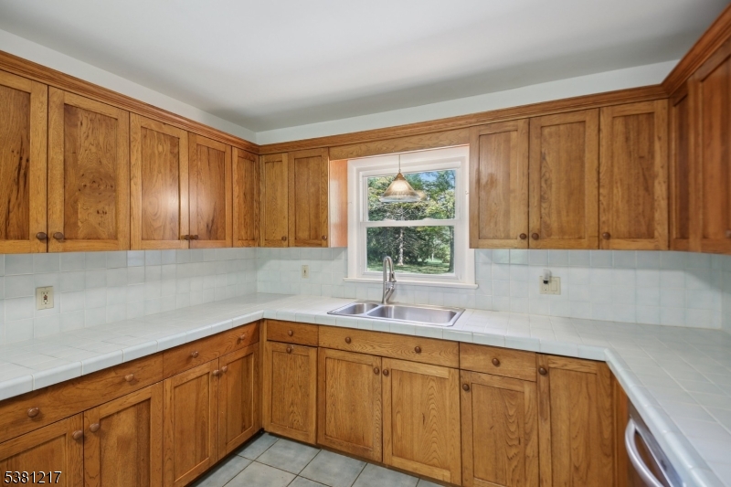 property viewer photo 9