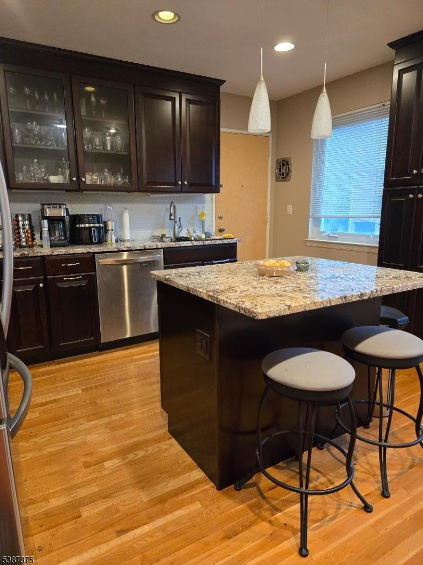 property viewer photo 5