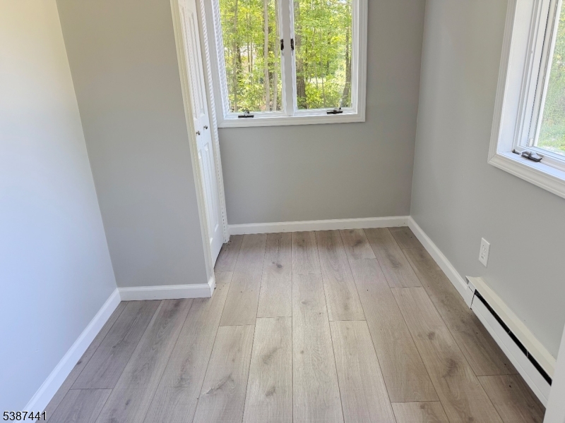property viewer photo 17
