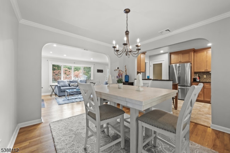 property viewer photo 10