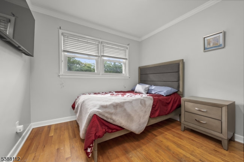 property viewer photo 15