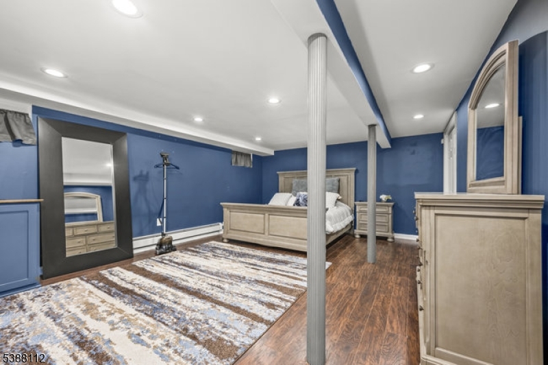property viewer photo 18
