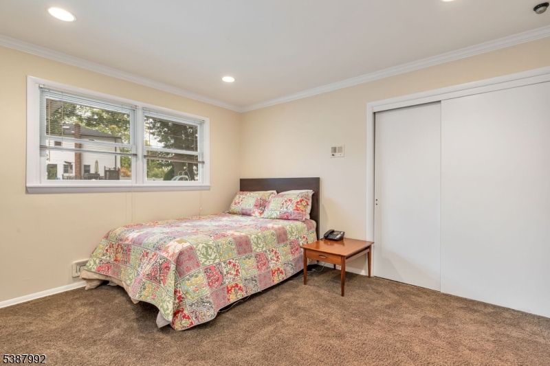 property viewer photo 23