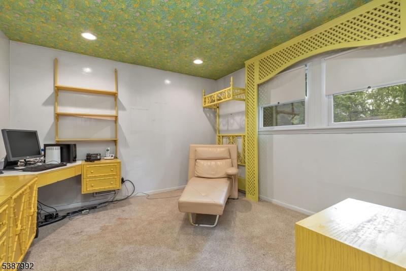 property viewer photo 26