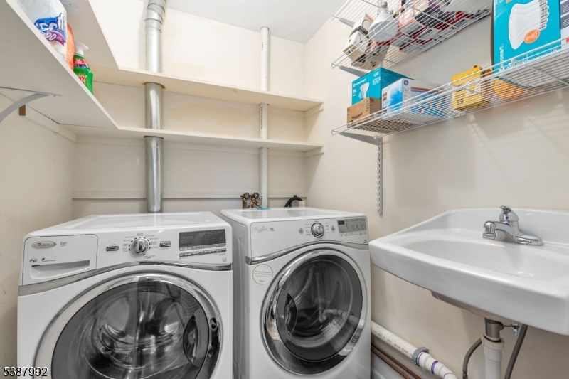 property viewer photo 27
