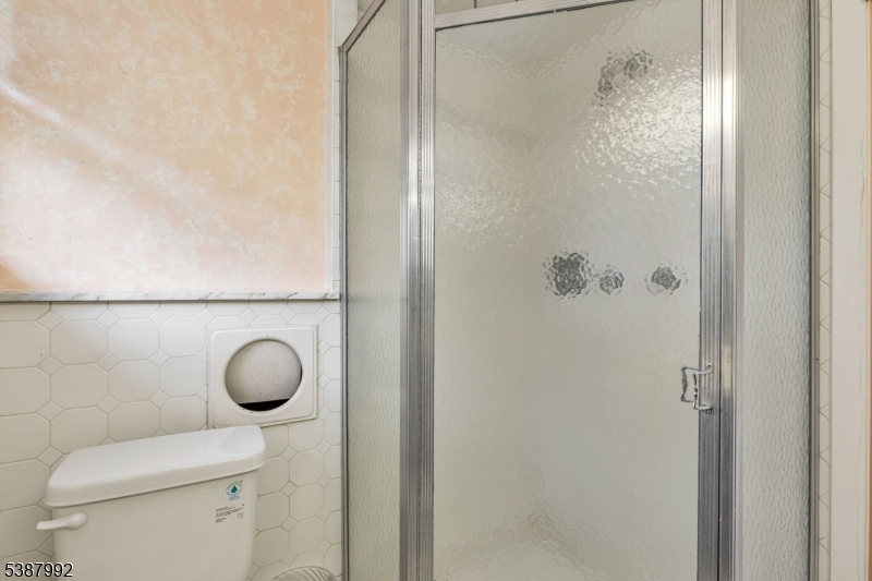 property viewer photo 30