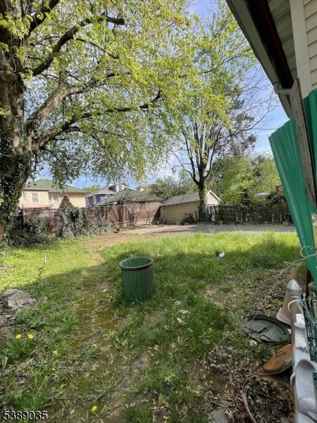property viewer photo 10