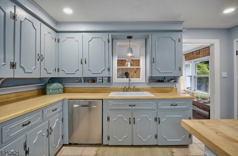 property viewer photo 10