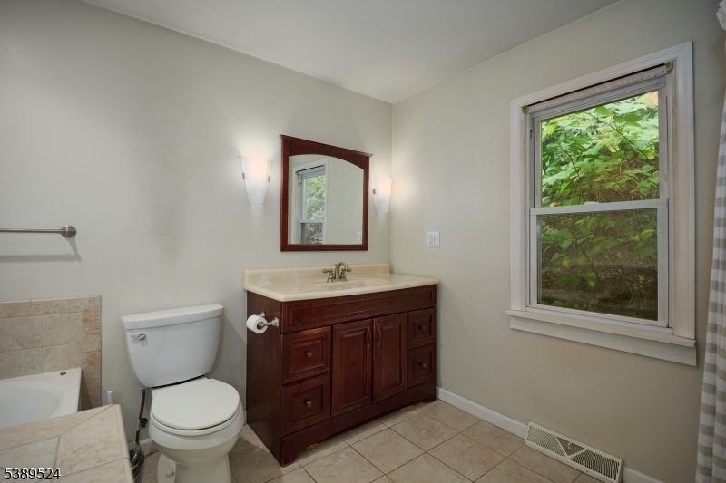 property viewer photo 15