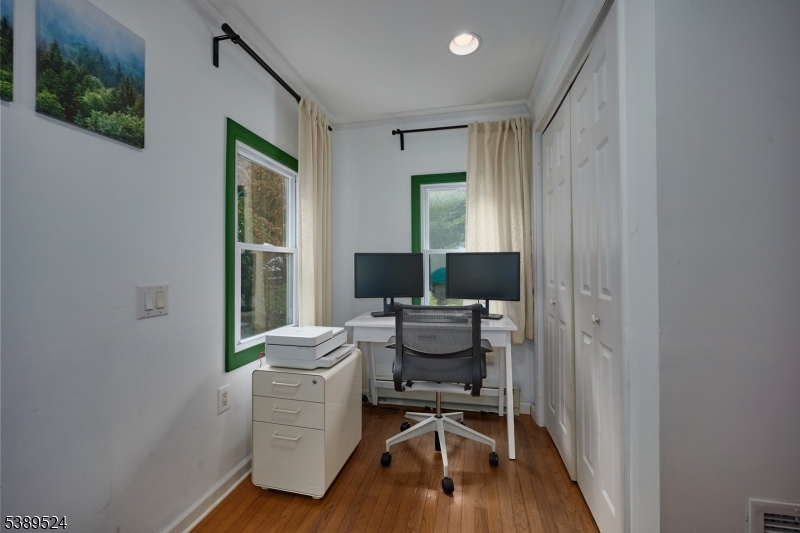 property viewer photo 20