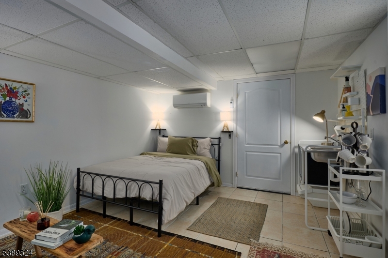 property viewer photo 24