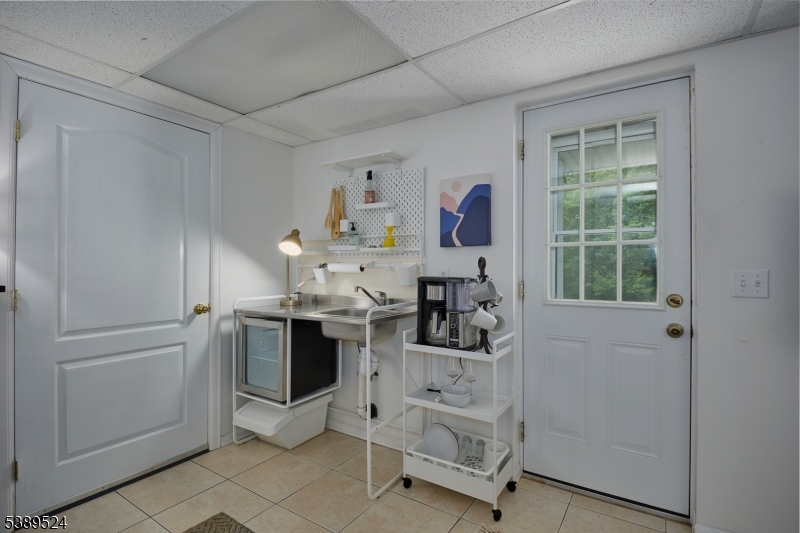 property viewer photo 26
