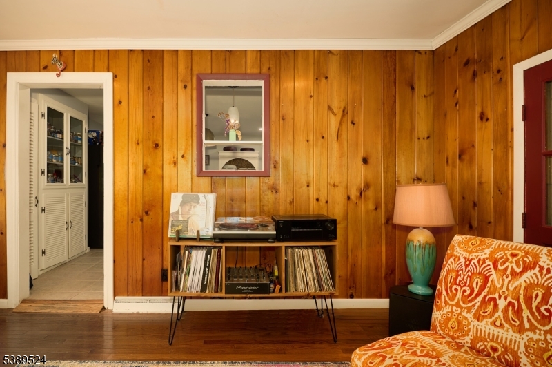 property viewer photo 7