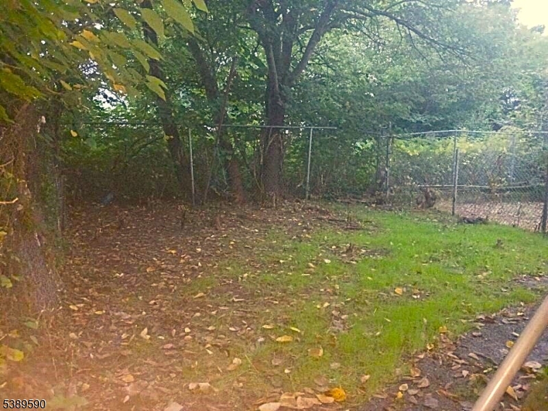 property viewer photo 4