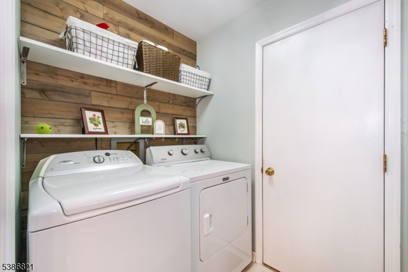 property viewer photo 12