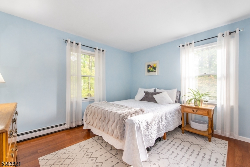 property viewer photo 13