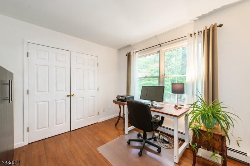 property viewer photo 15