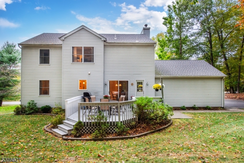 property viewer photo 19