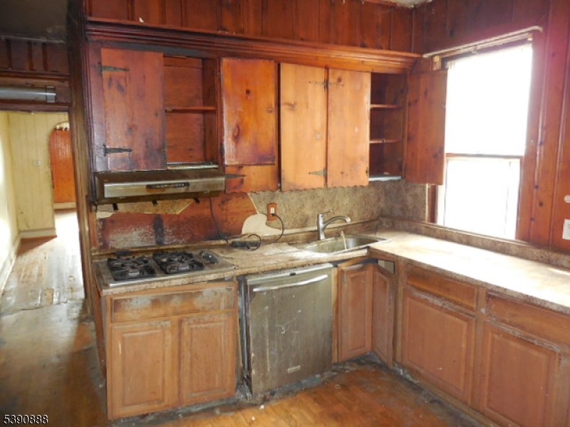 property viewer photo 12