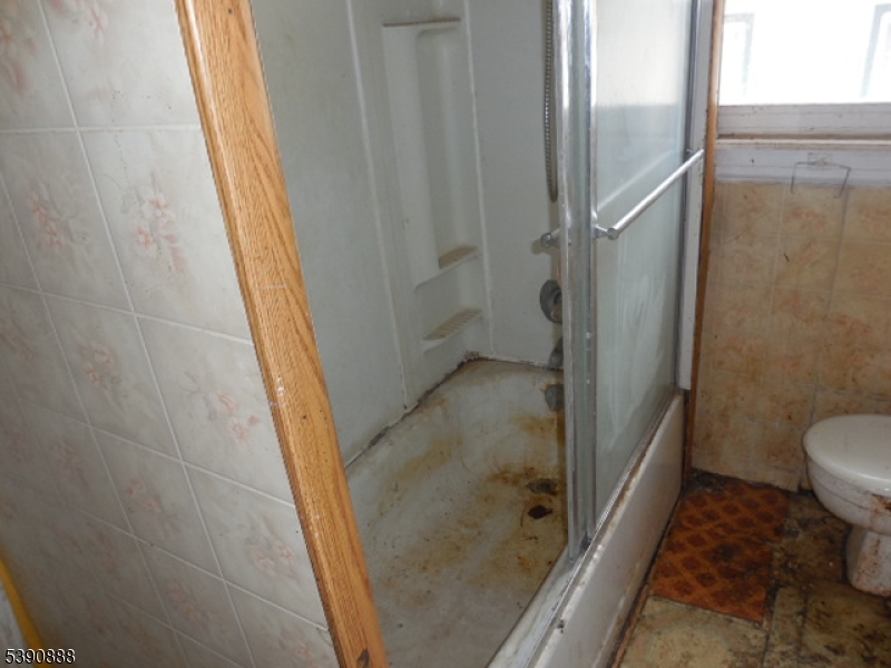 property viewer photo 22