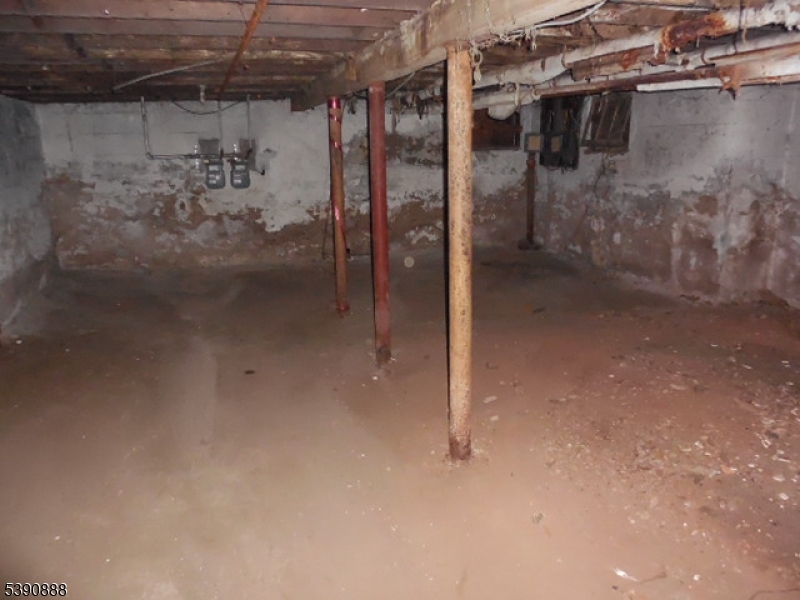 property viewer photo 32