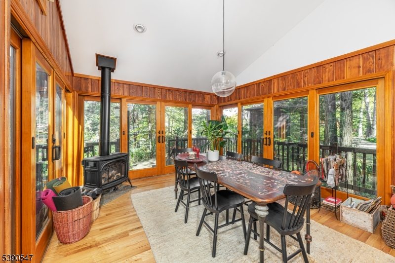 property viewer photo 15