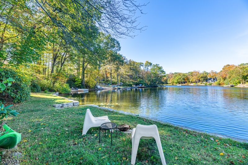 property viewer photo 2