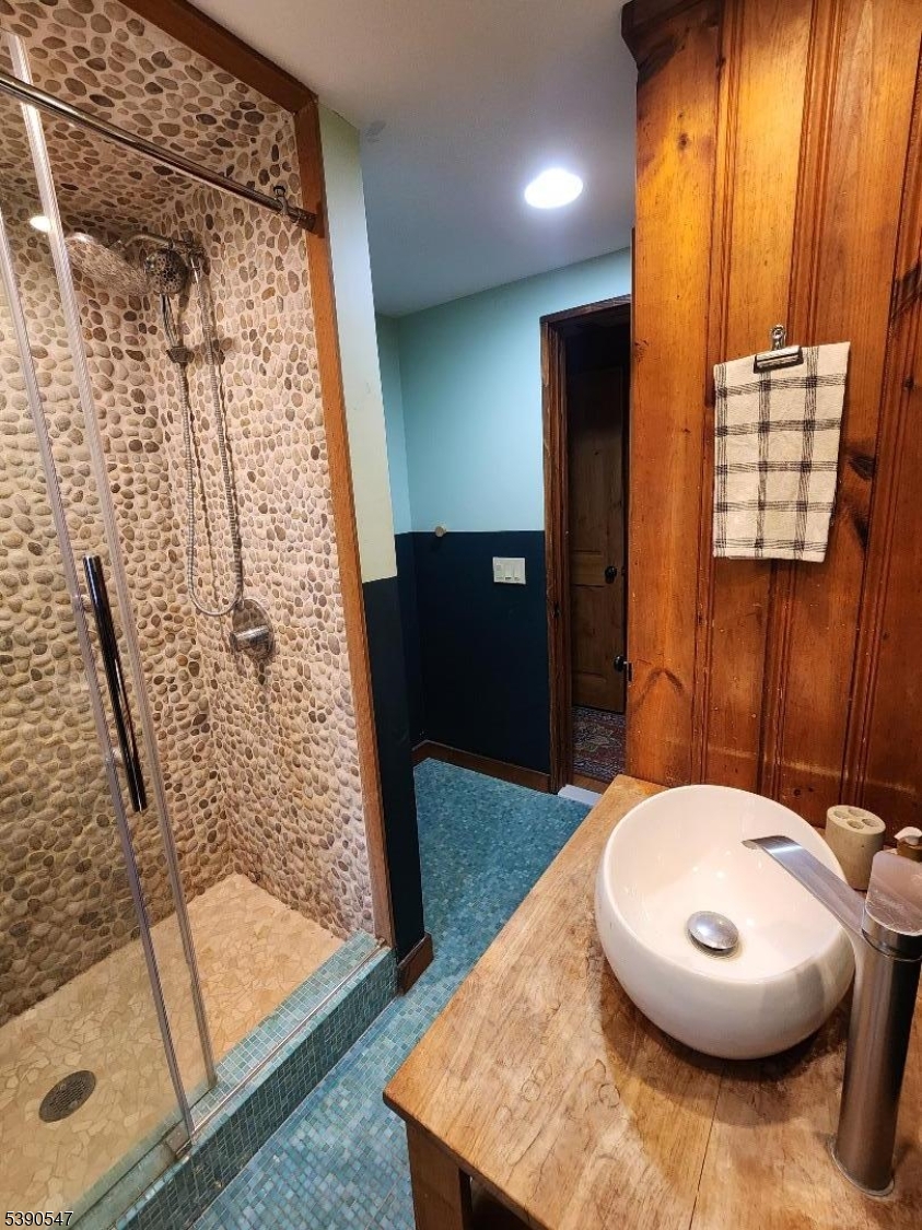 property viewer photo 22