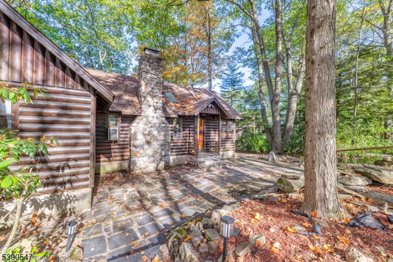 property viewer photo 36
