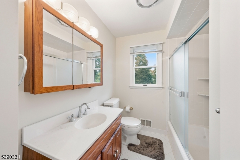 property viewer photo 15