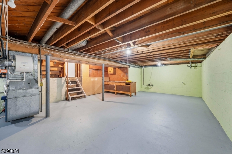 property viewer photo 24
