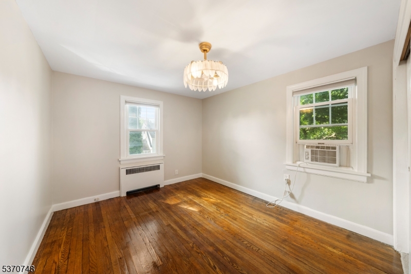 property viewer photo 18