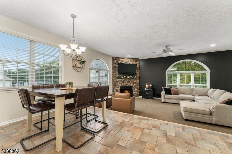 property viewer photo 13