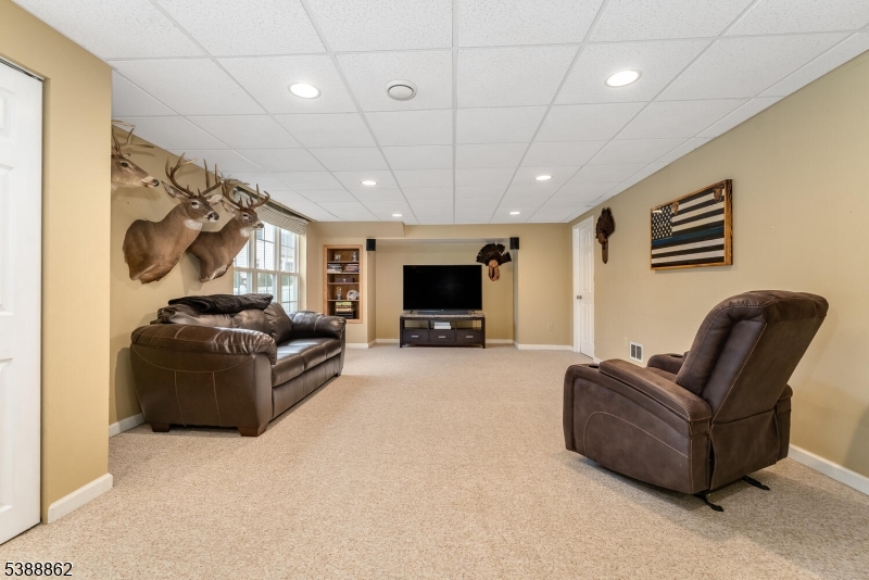 property viewer photo 27