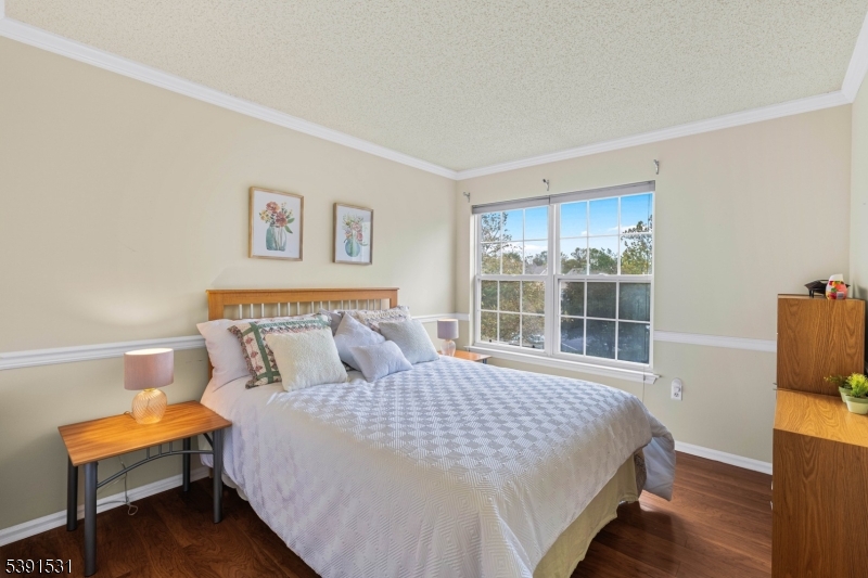 property viewer photo 19