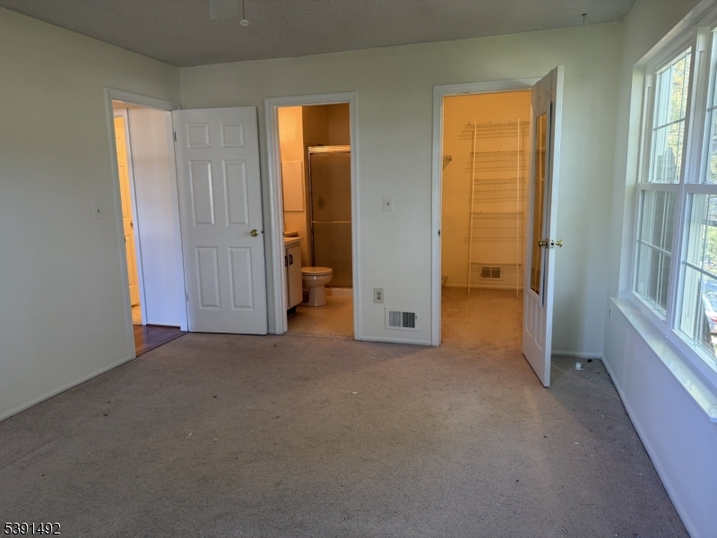property viewer photo 14