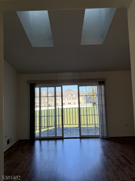 property viewer photo 5