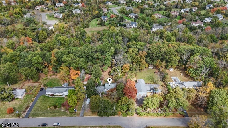 property viewer photo 36