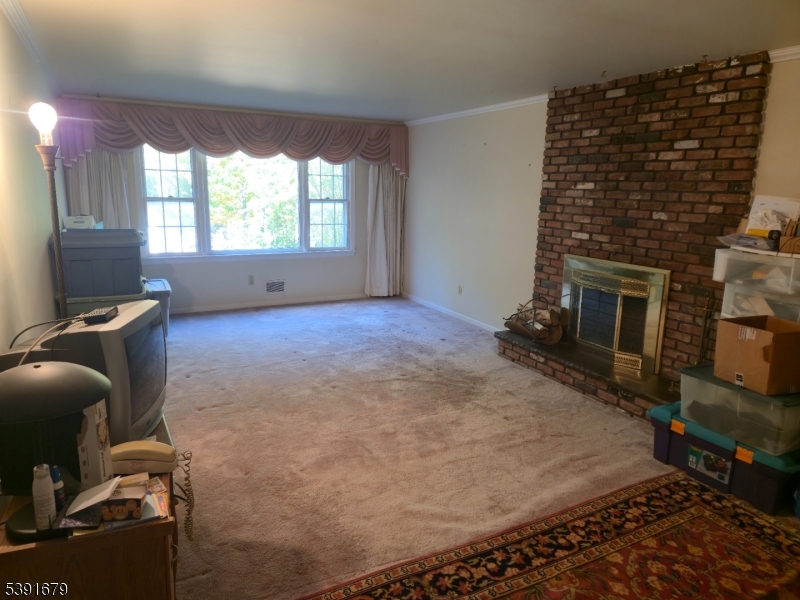 property viewer photo 5