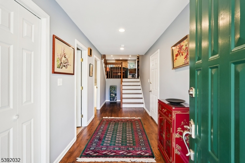 property viewer photo 1
