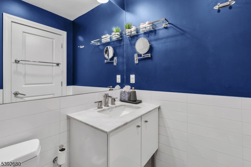 property viewer photo 29