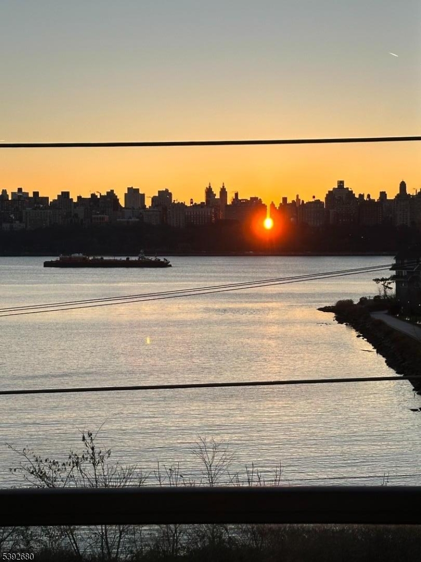 property viewer photo 33
