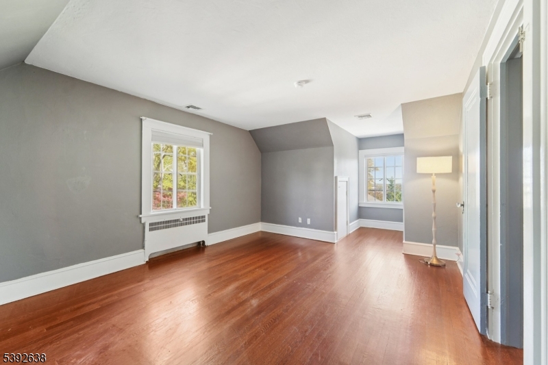 property viewer photo 14