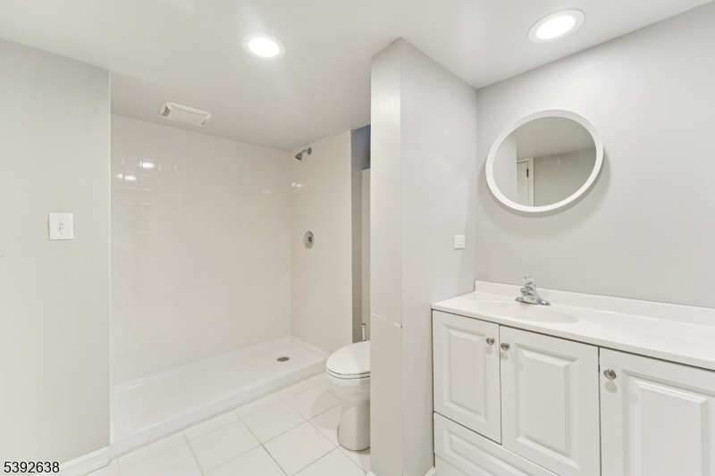 property viewer photo 22
