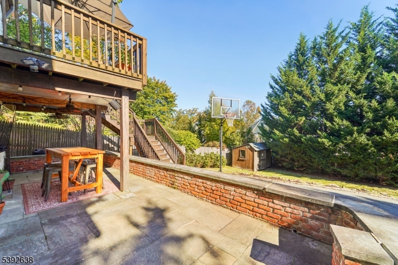 property viewer photo 27
