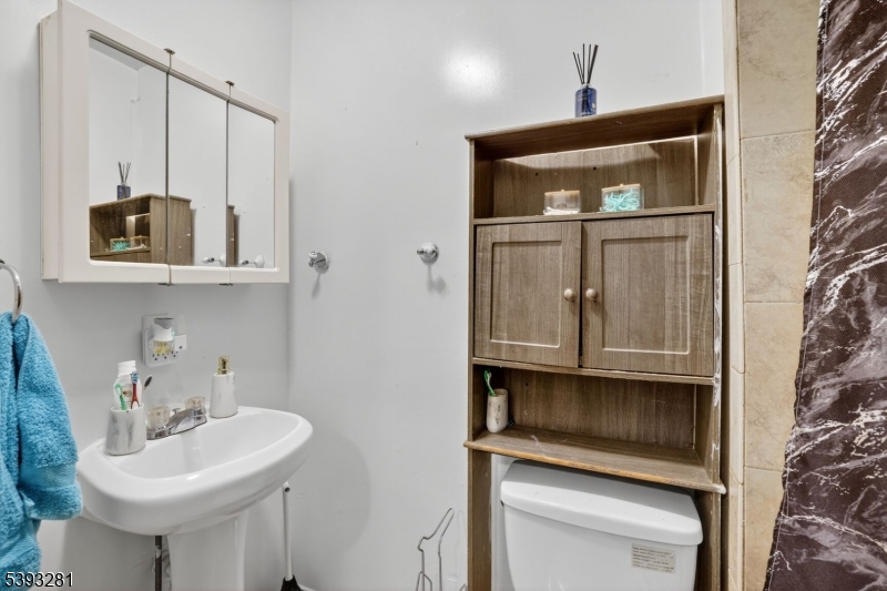 property viewer photo 11